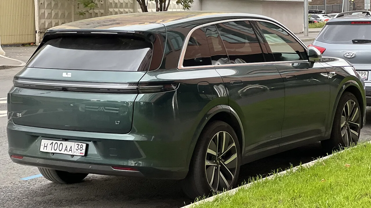 Li Auto L7, rear