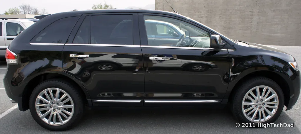Lincoln MKX, side