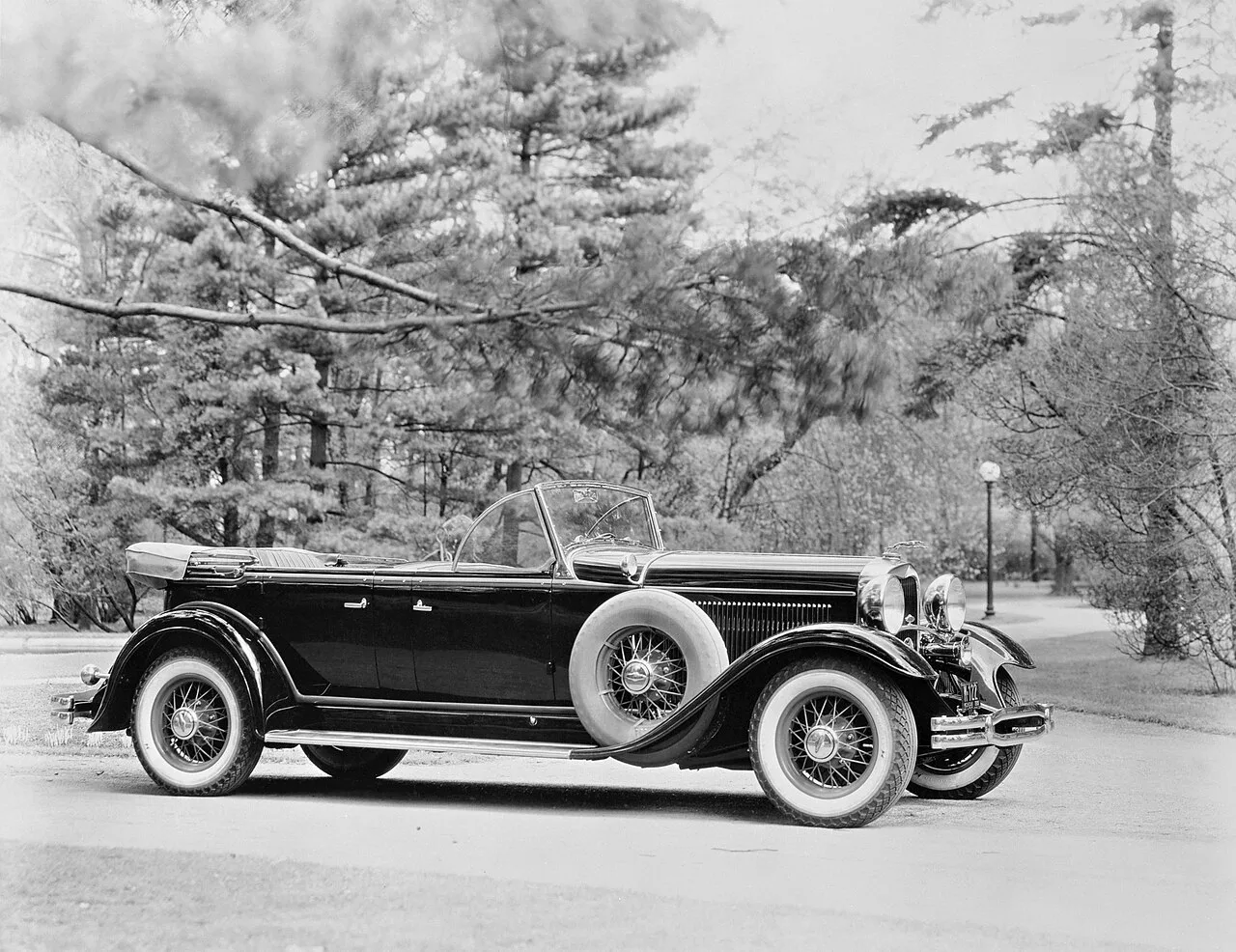 Lincoln Model K, side