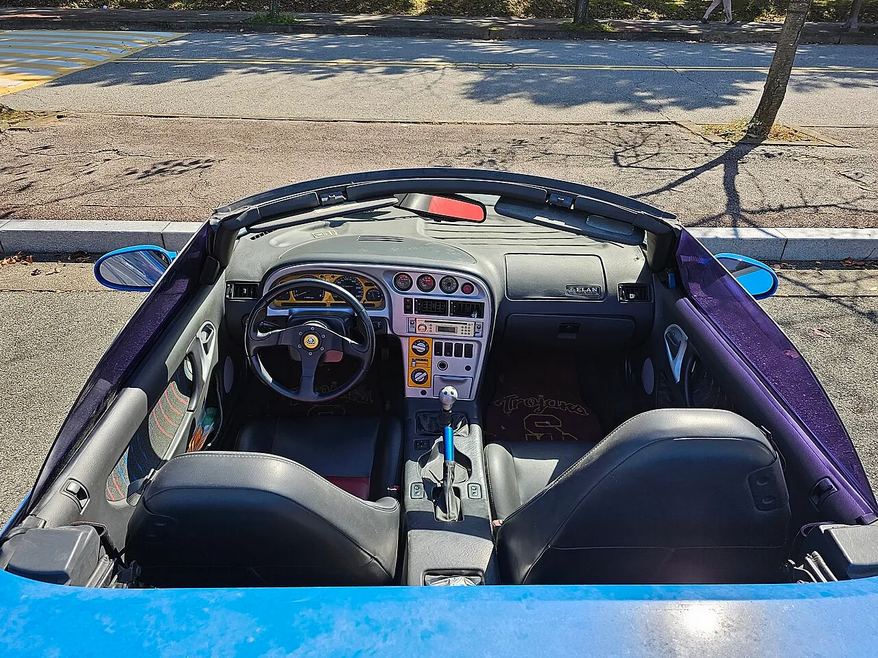 Lotus Elan M100, interior