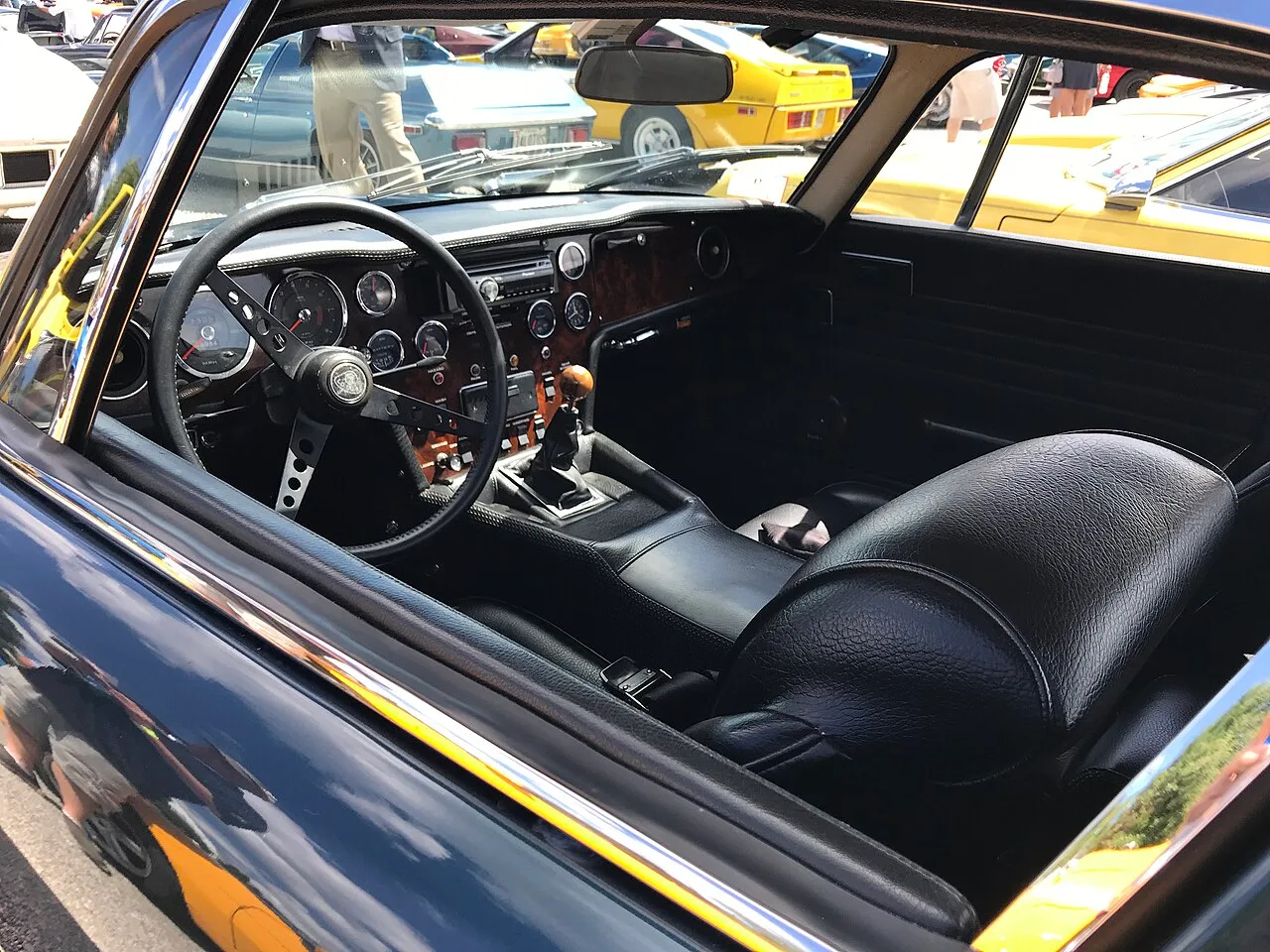 Lotus Elan, interior