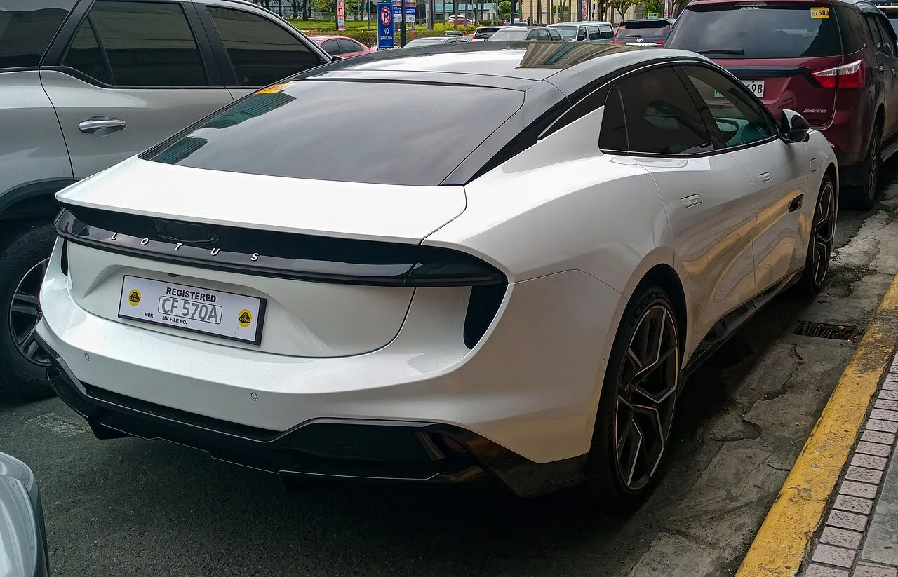 Lotus Emeya, rear