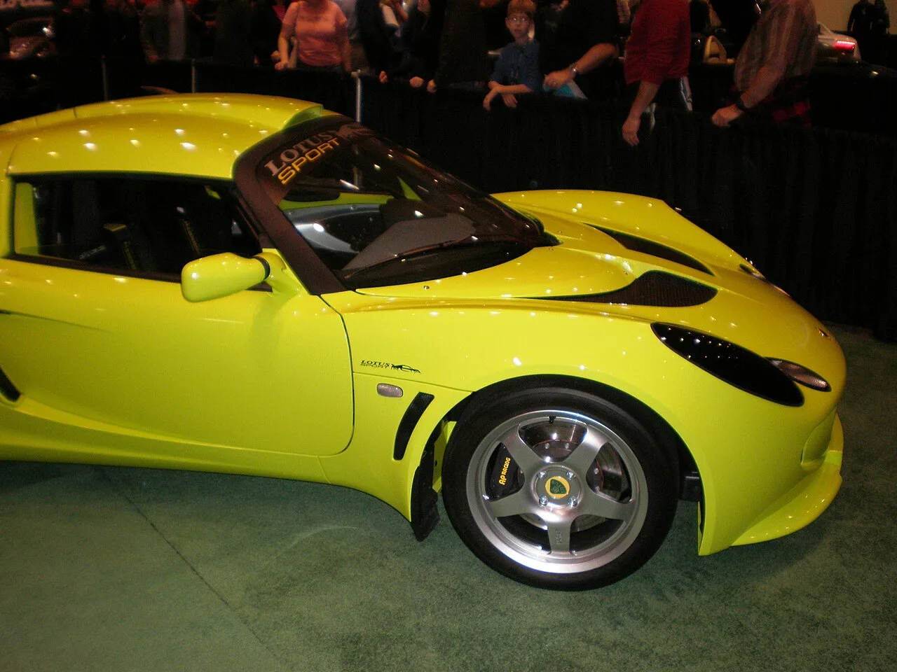 Lotus Exige Series 2, side