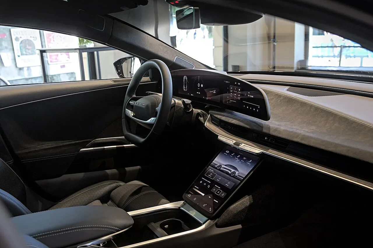 Lucid Air, interior
