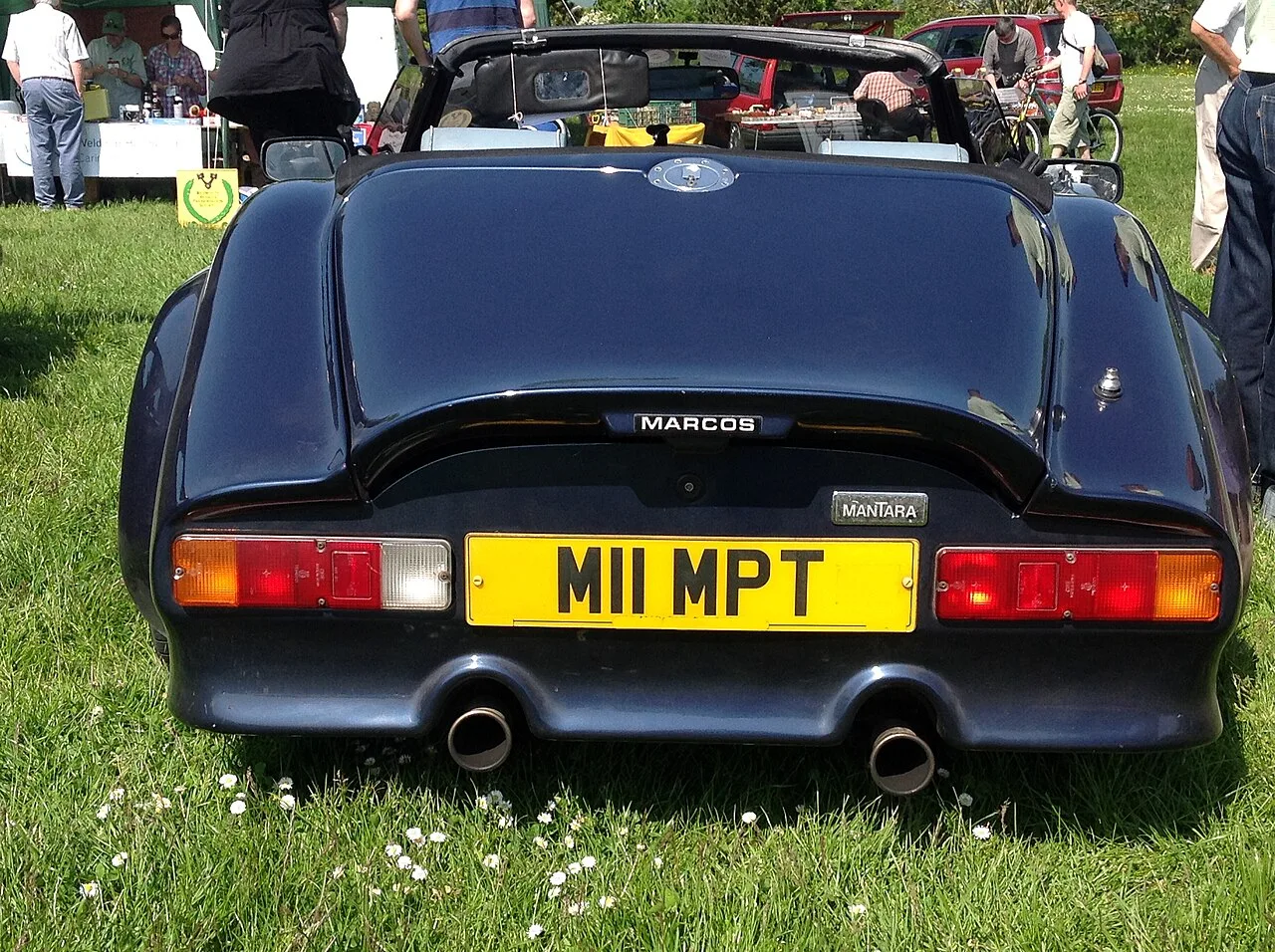 Marcos Mantara, rear