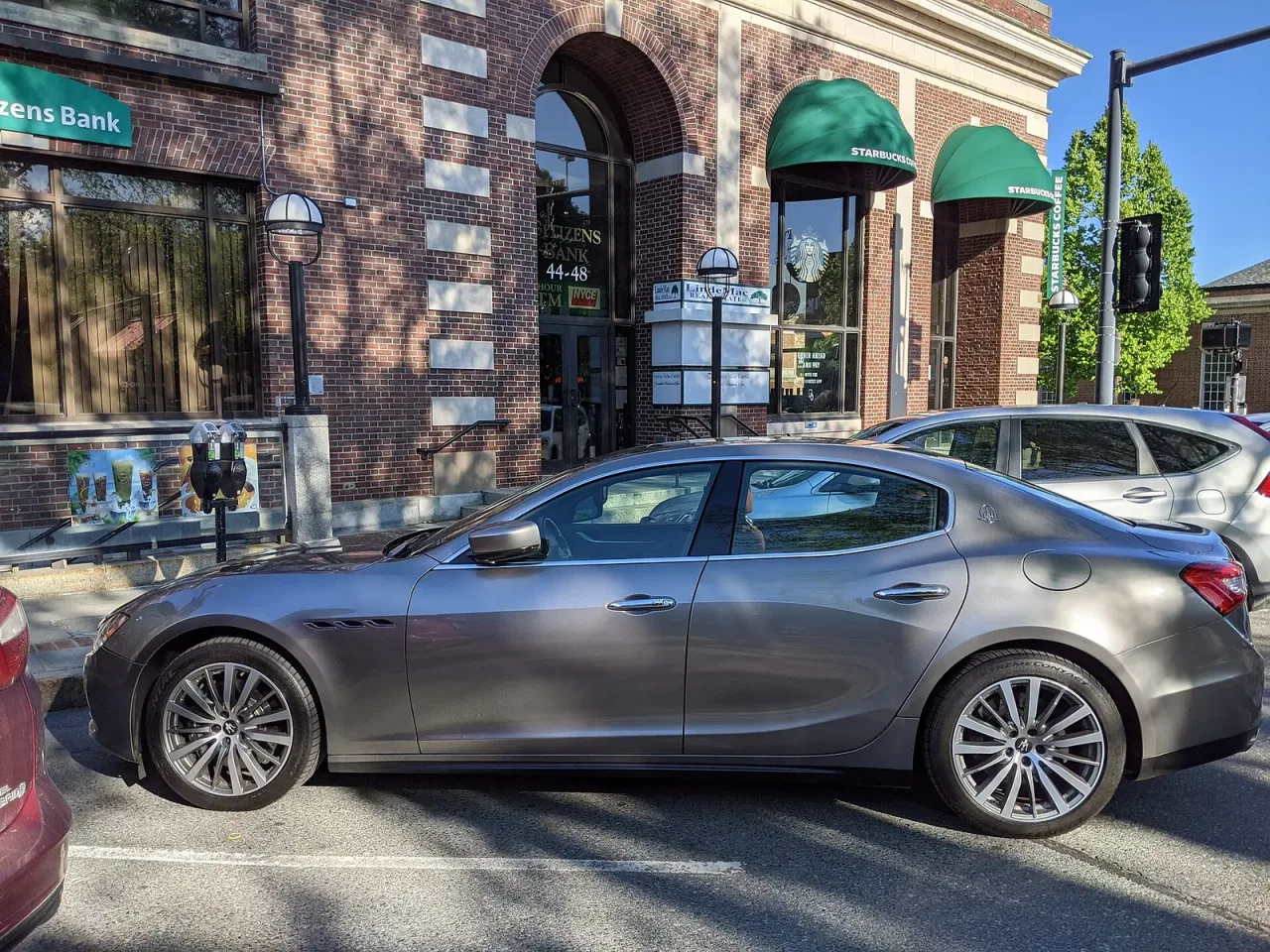 Maserati Ghibli, side