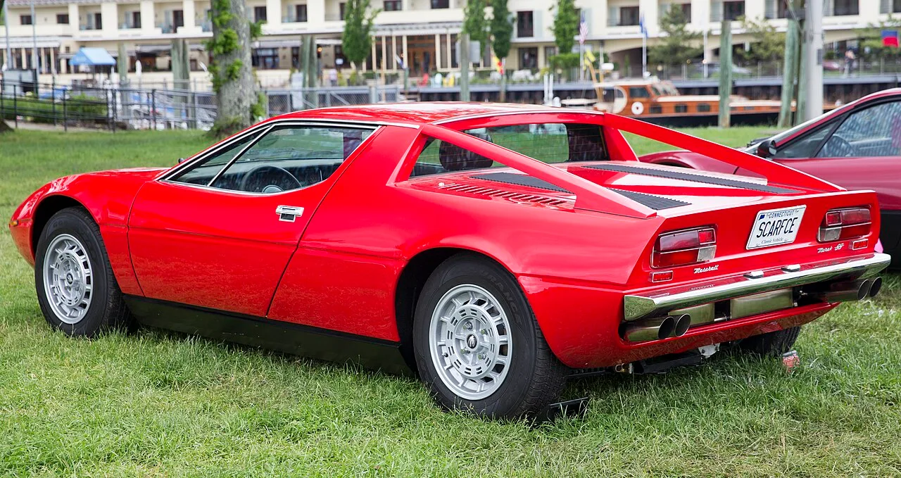 Maserati Merak, rear