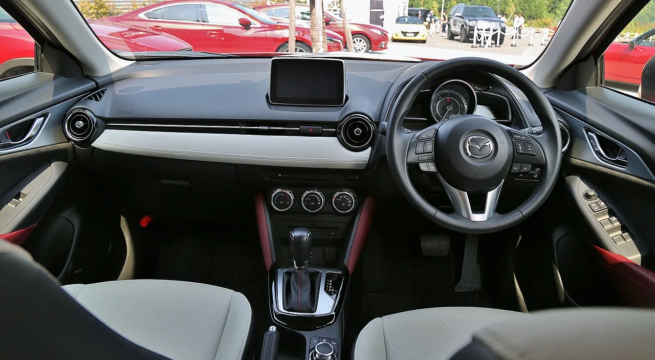 Mazda 3, interior