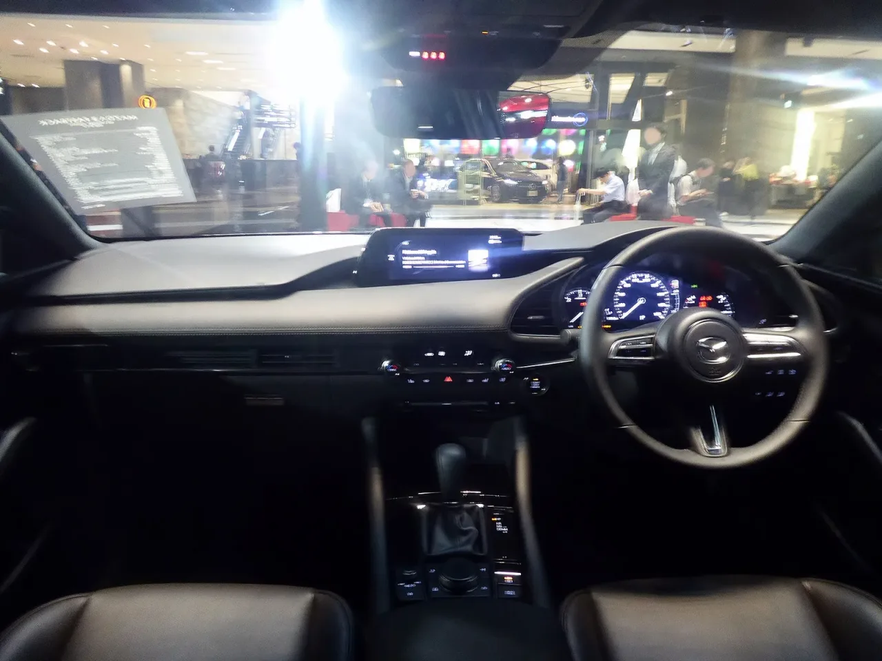 Mazda 3, interior