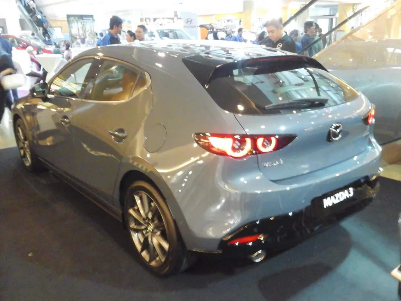 Mazda 3, rear