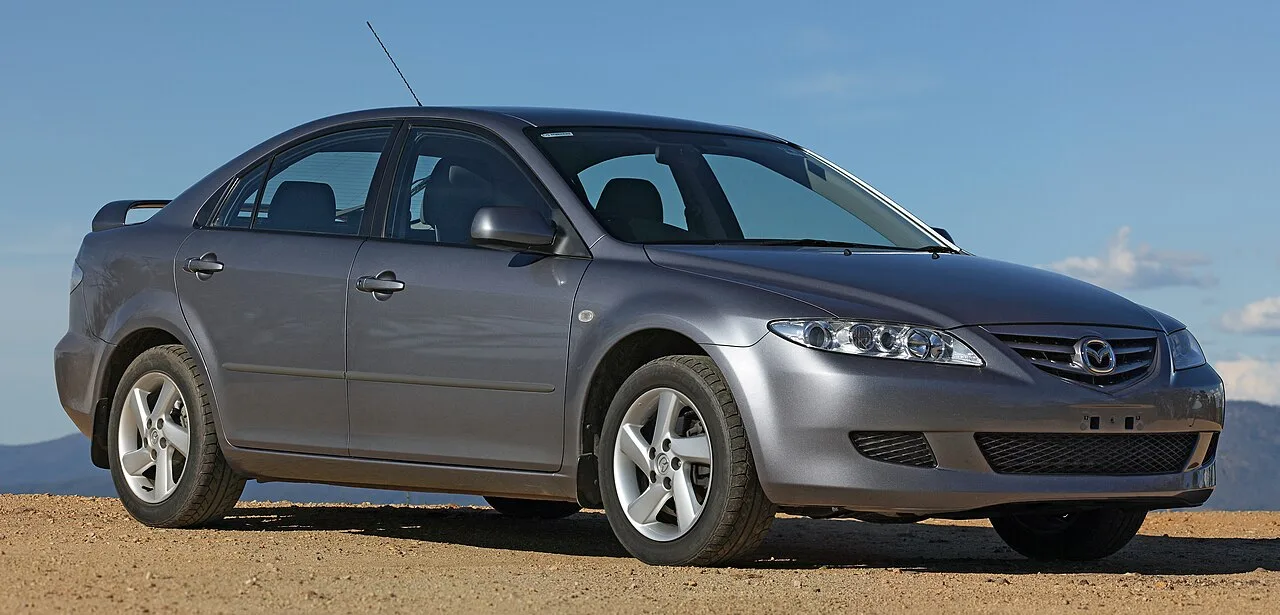 Mazda 6, rear