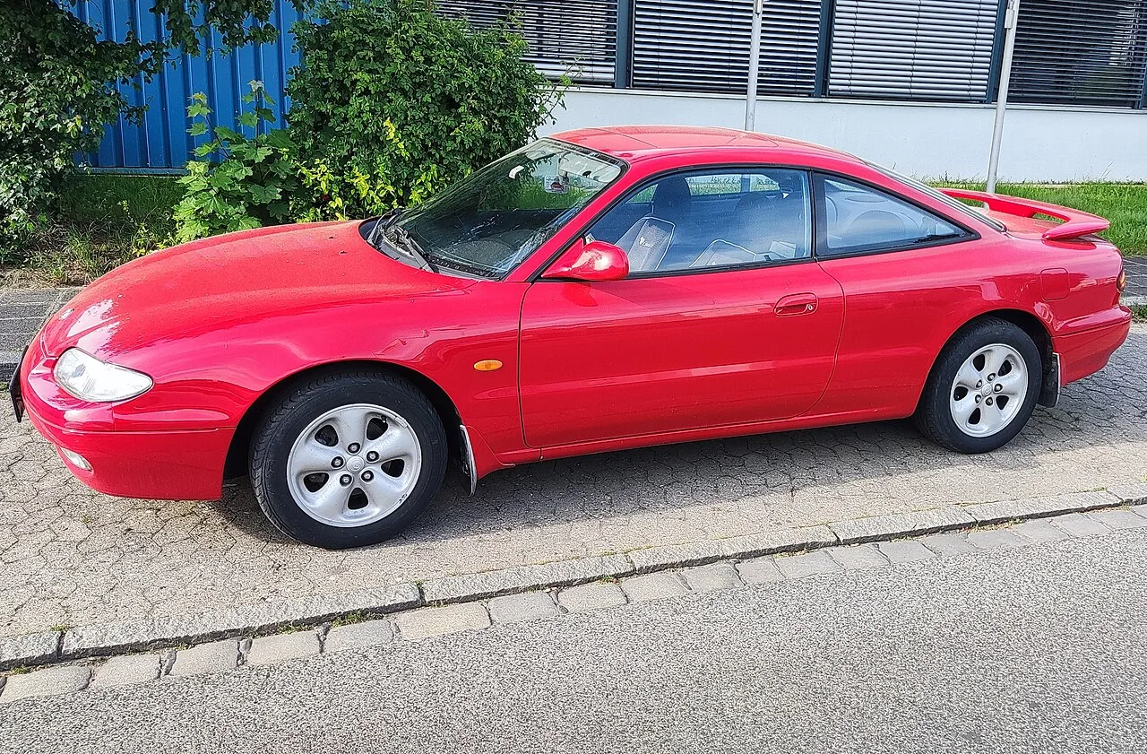 Mazda 6, side