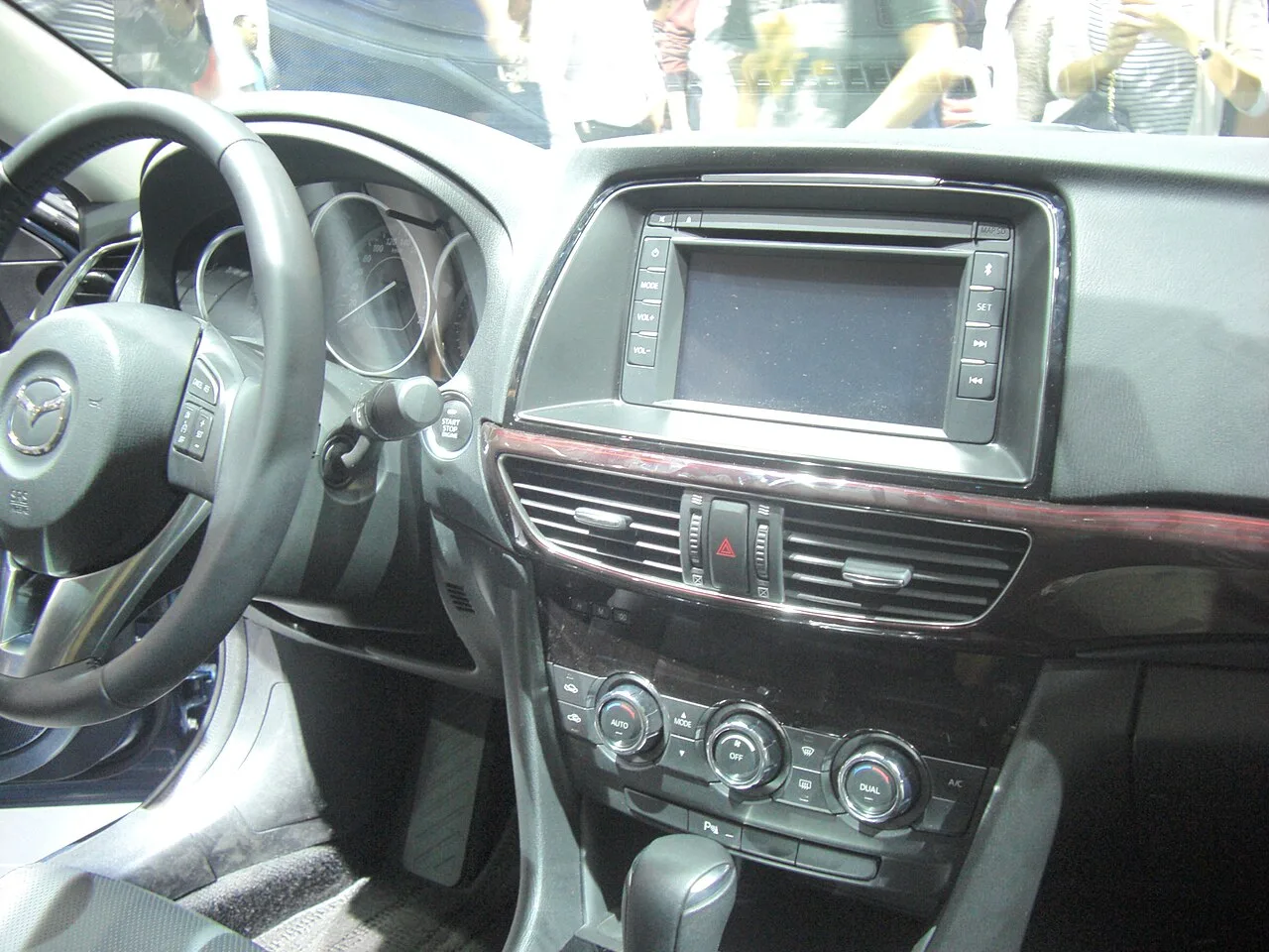 Mazda 6, interior