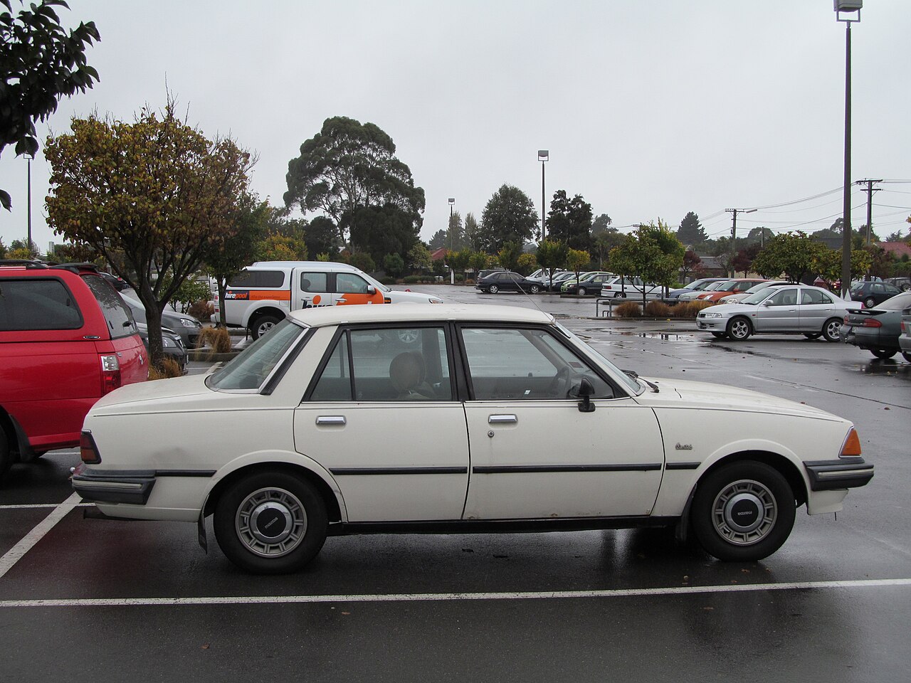 Mazda 626/MX-6, side
