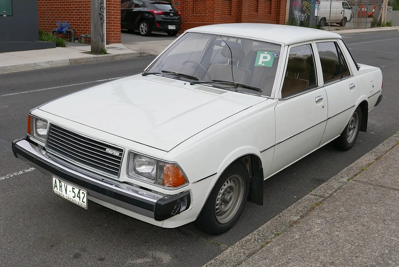 Mazda 626 / Montrose CB second generation, side