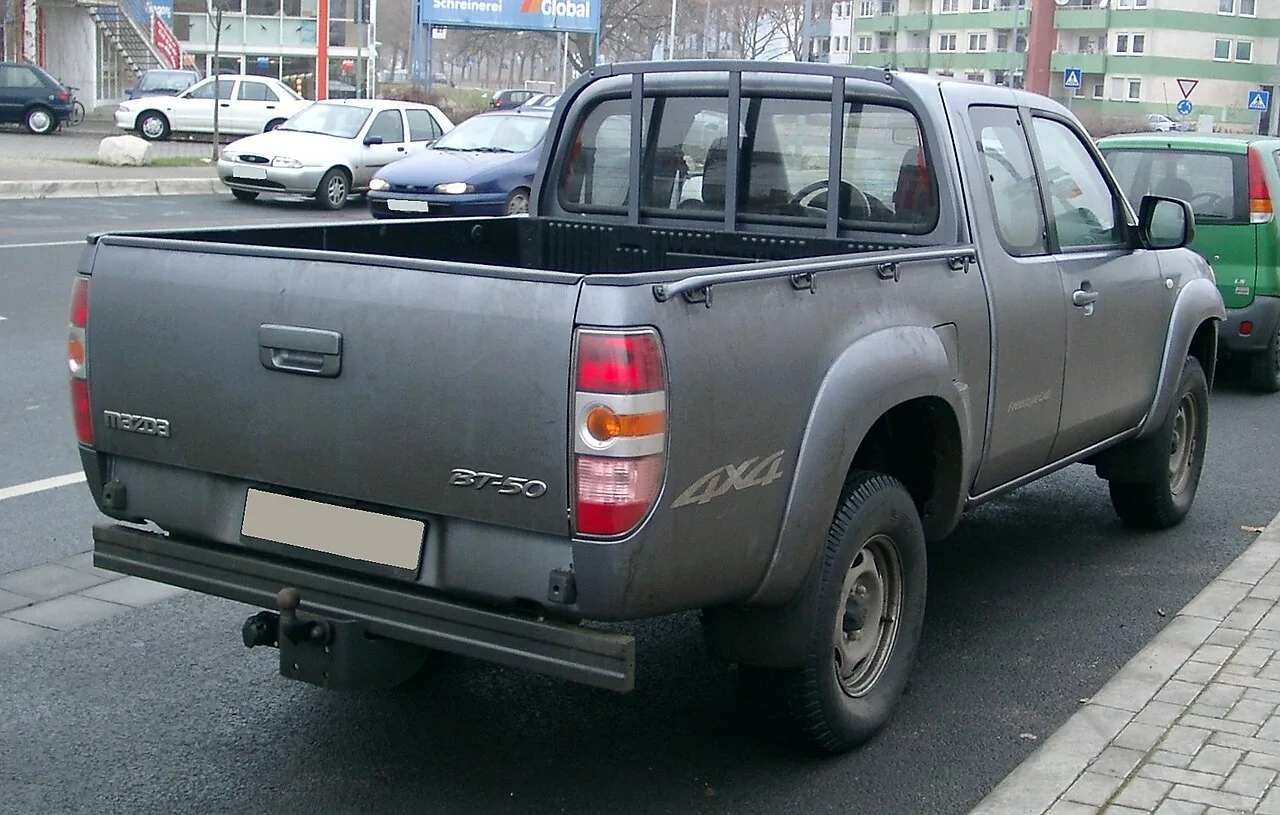 Mazda BT-50 UN, rear