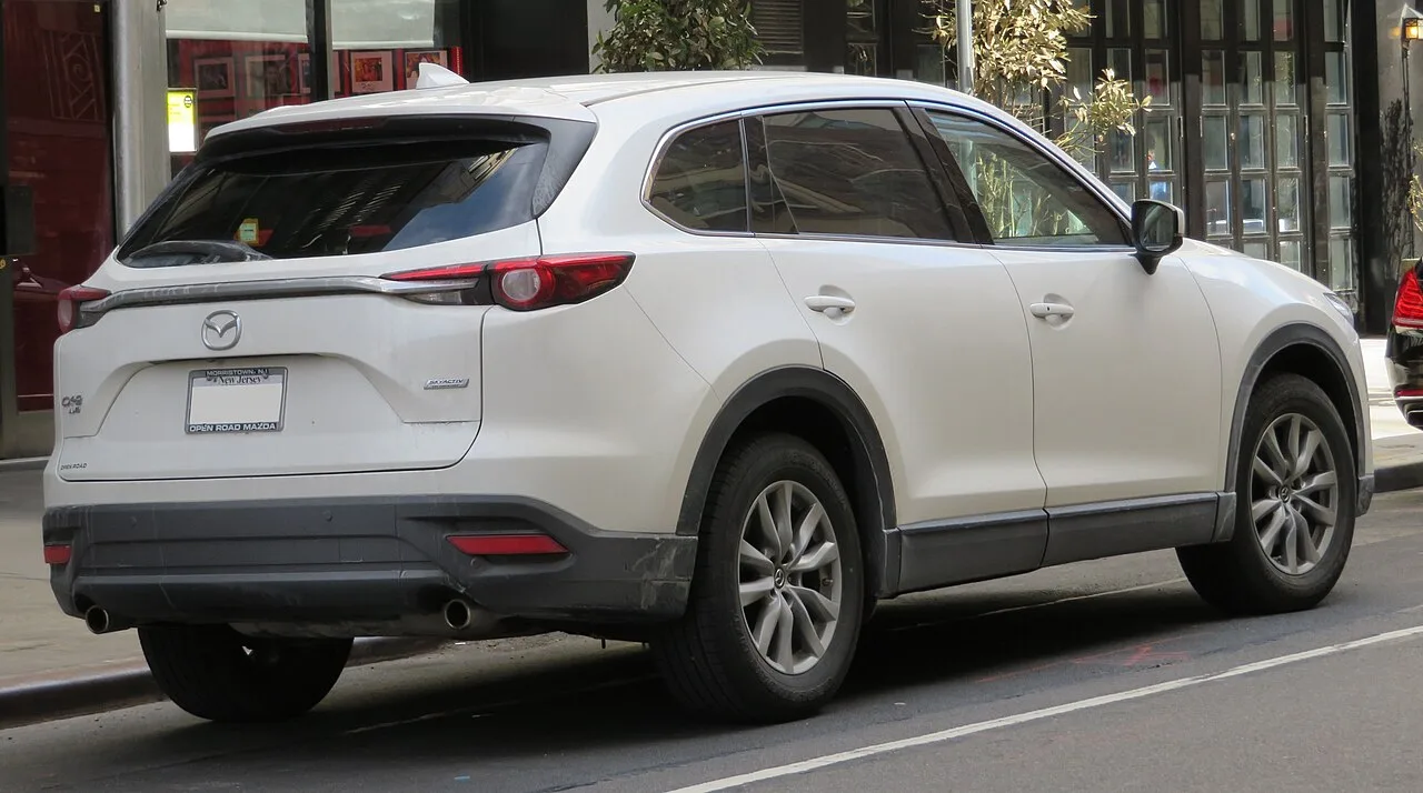 Mazda CX-9, rear