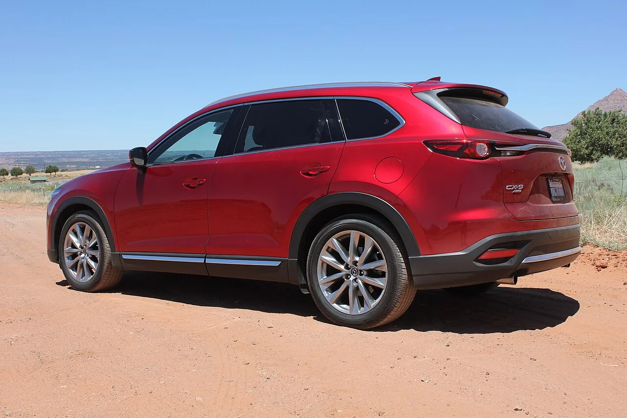 Mazda CX-9, side