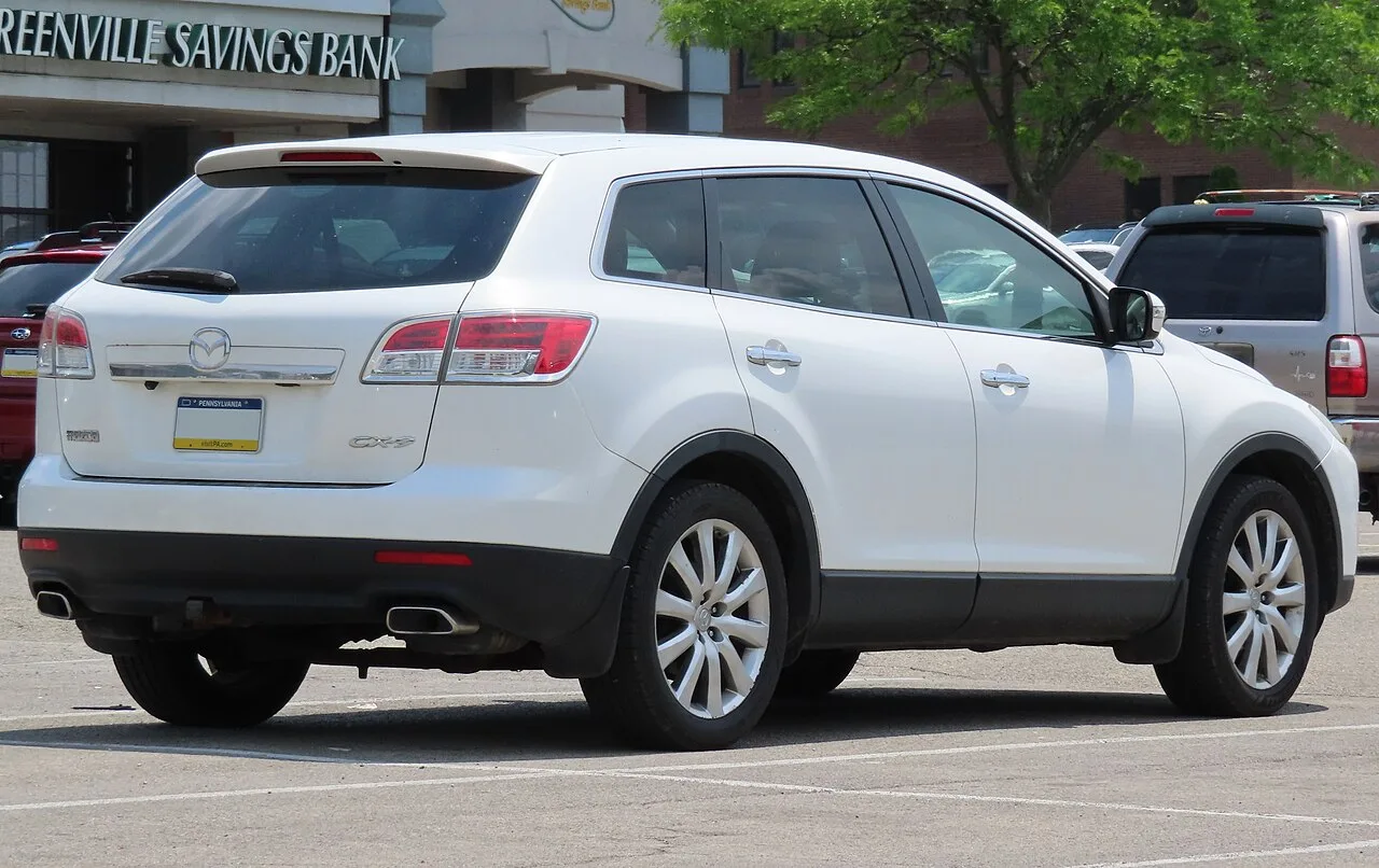 Mazda CX-9, rear