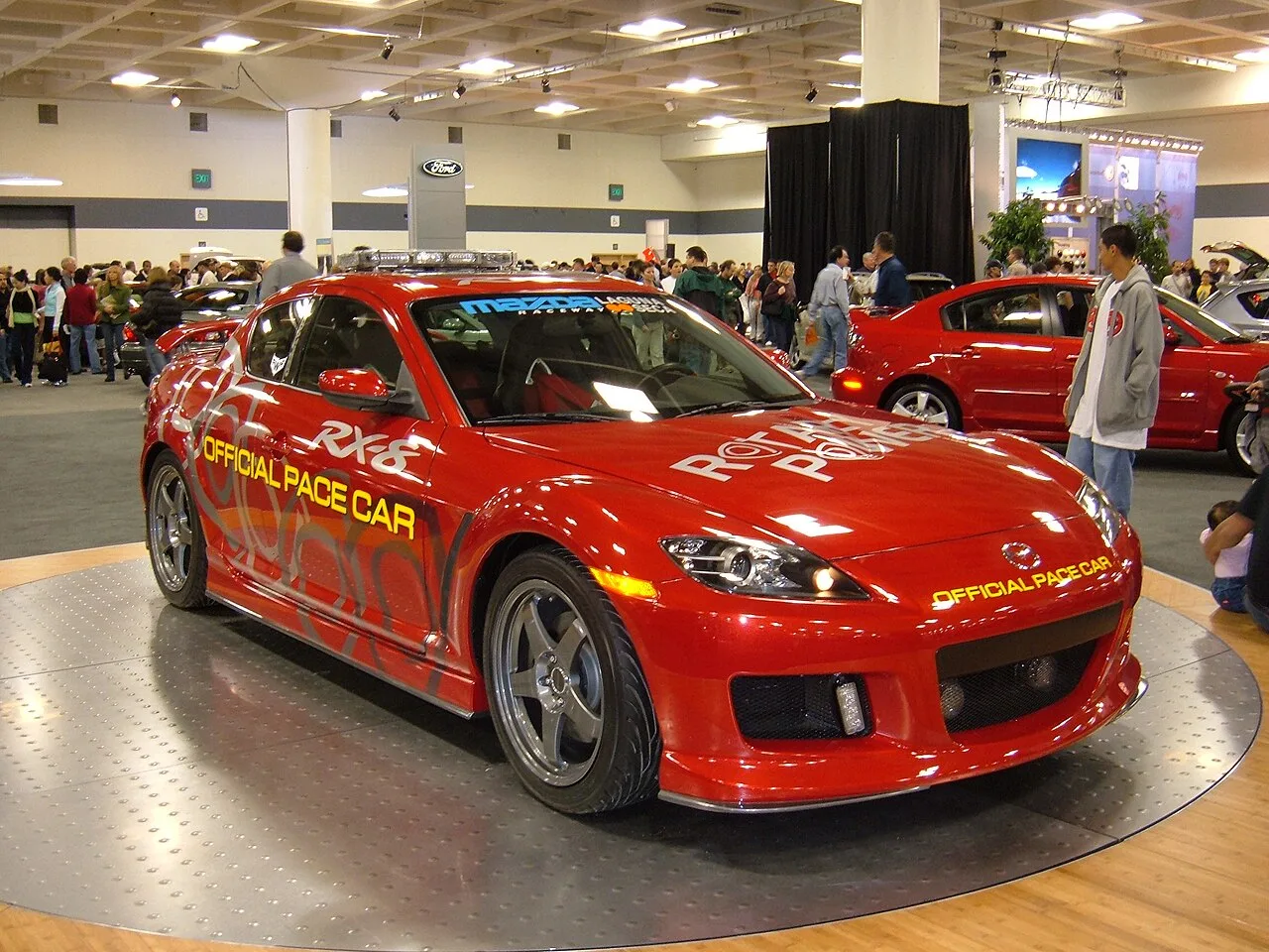 Mazda RX-8 SE3P / FE, side