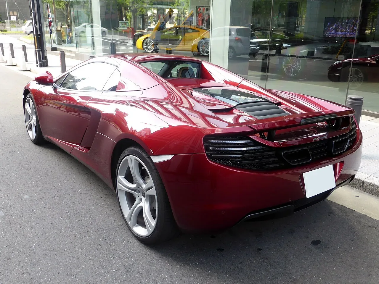 McLaren Automotive MP4-12C Spider, rear