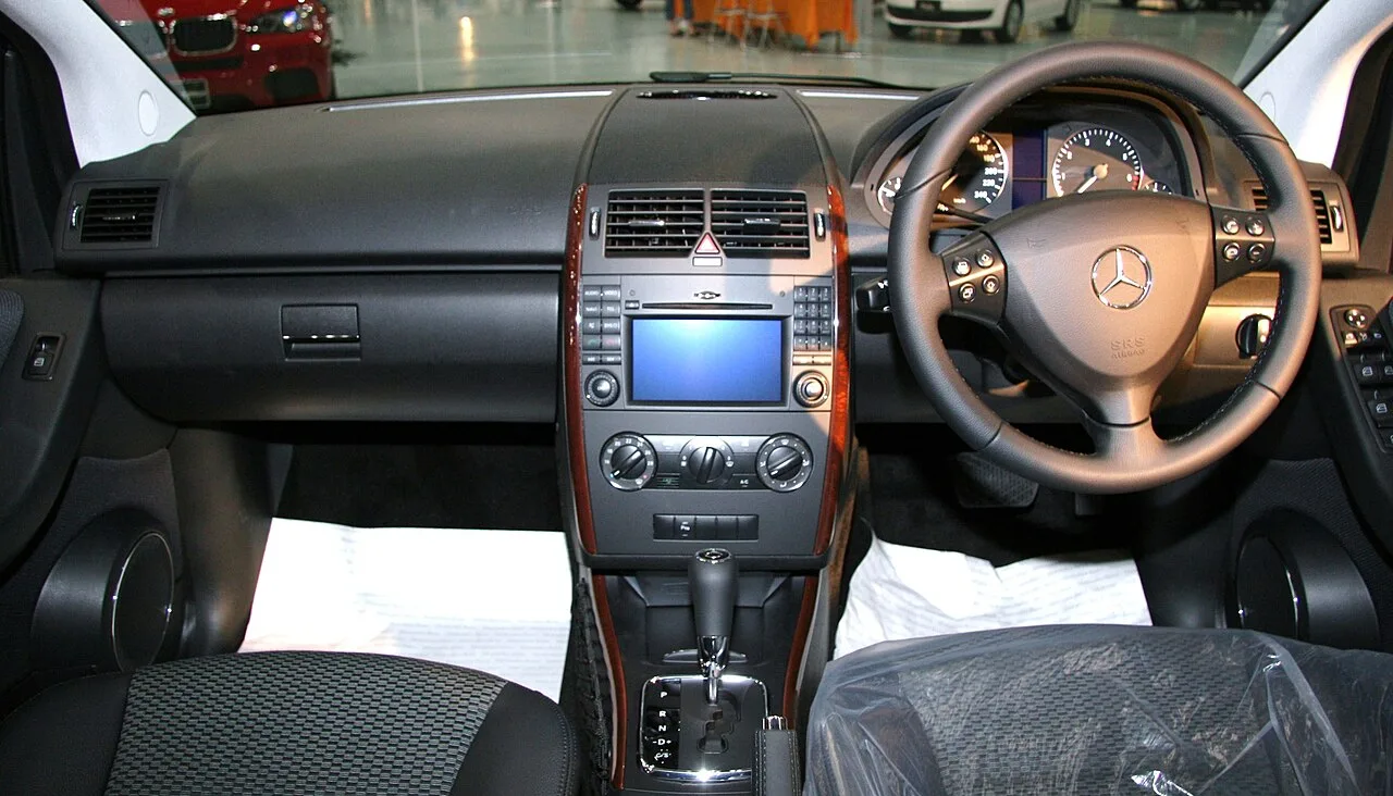 Mercedes-Benz A-Class, interior