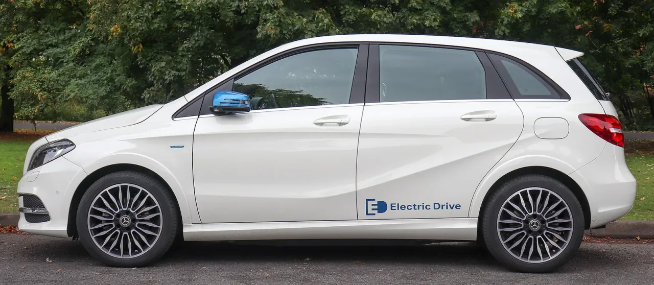 Mercedes-Benz B-Class Electric Drive, side