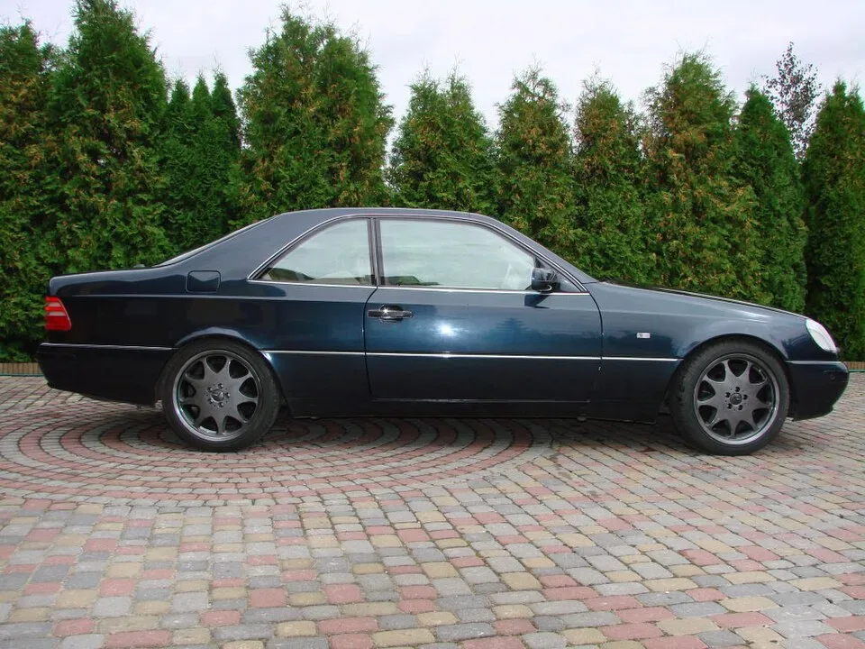Mercedes-Benz CL-Class, side