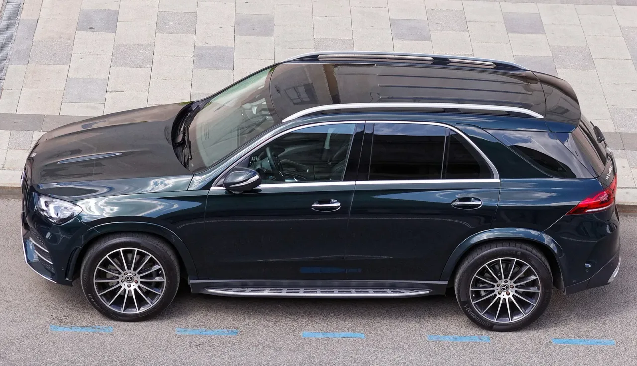 Mercedes-Benz GLE-Class, side