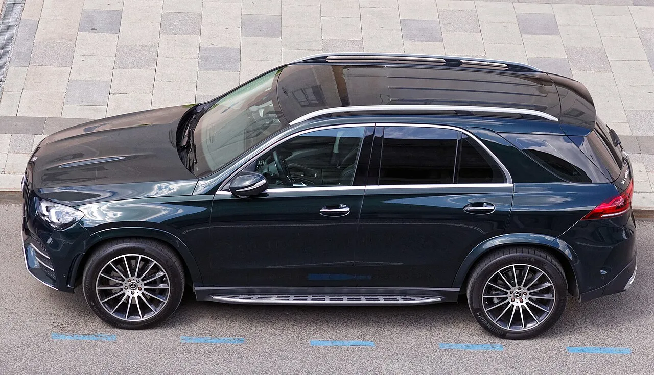 Mercedes-Benz GLE-Class, side