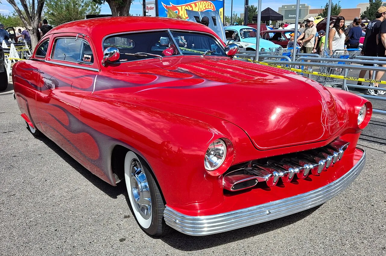 Mercury Eight, side
