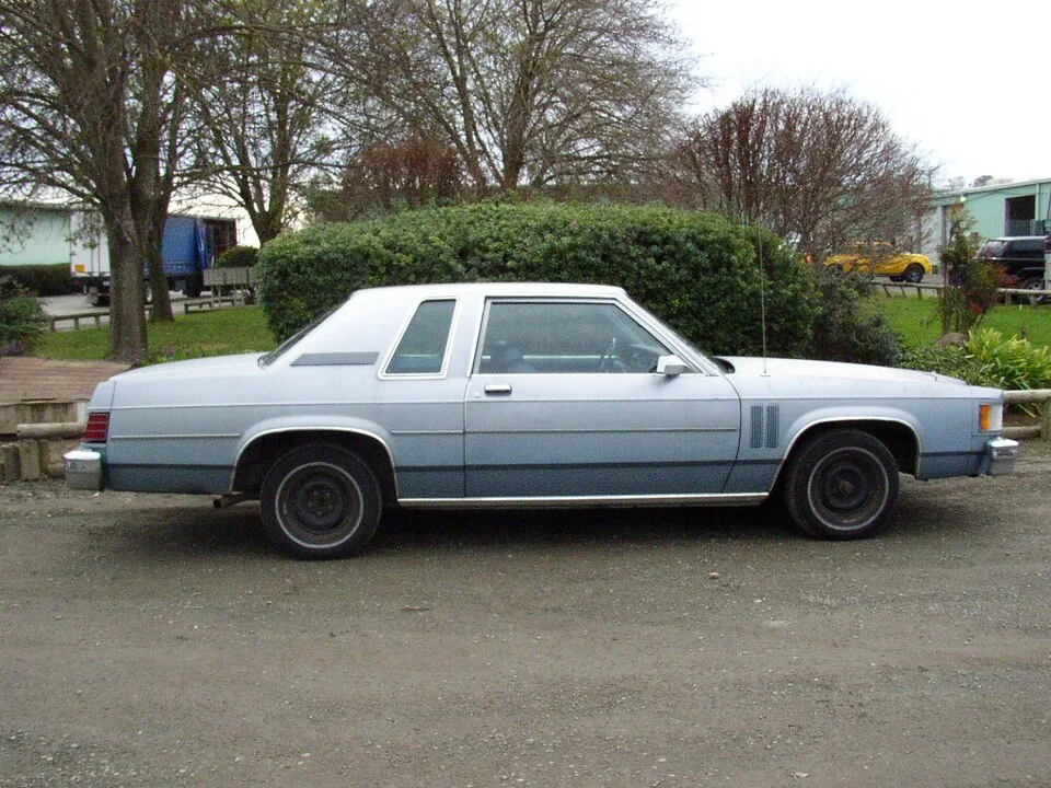 Mercury Marquis, side