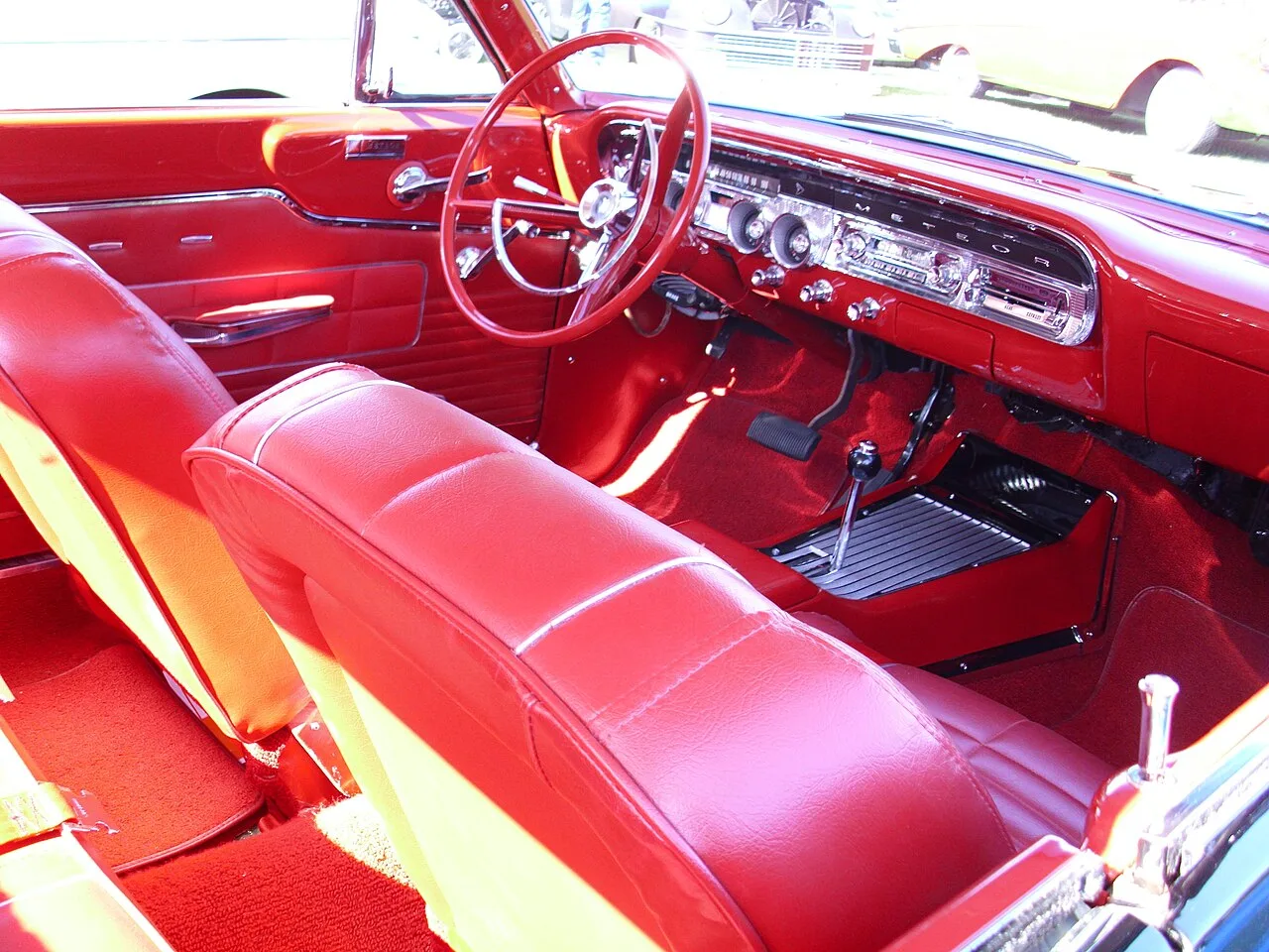 Mercury Meteor, interior