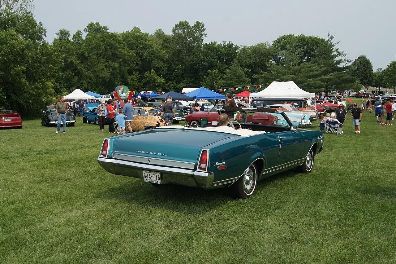 Mercury Montego, rear