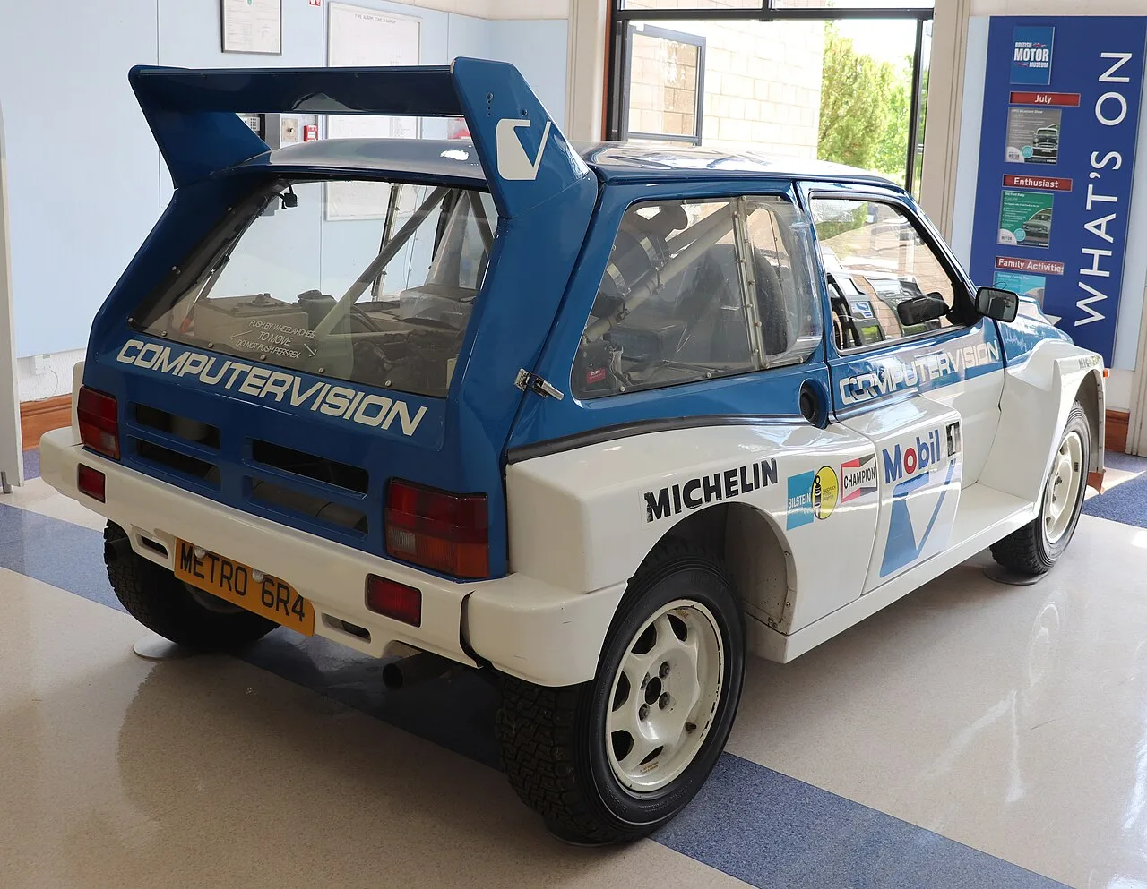 MG Metro 6R4, rear