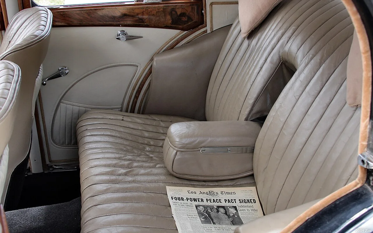 MG SA 2-litre, interior
