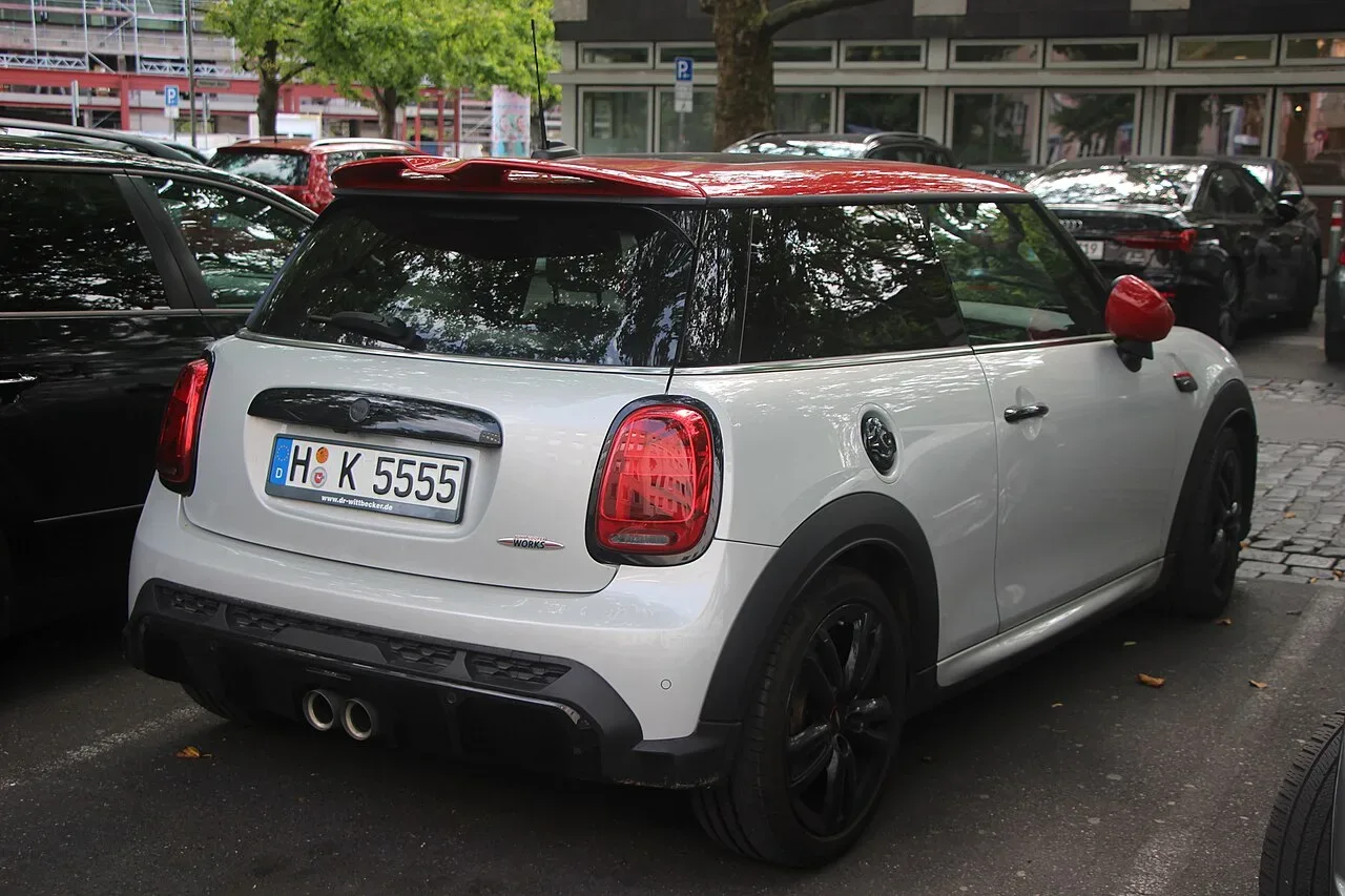 MINI John Cooper Works, rear