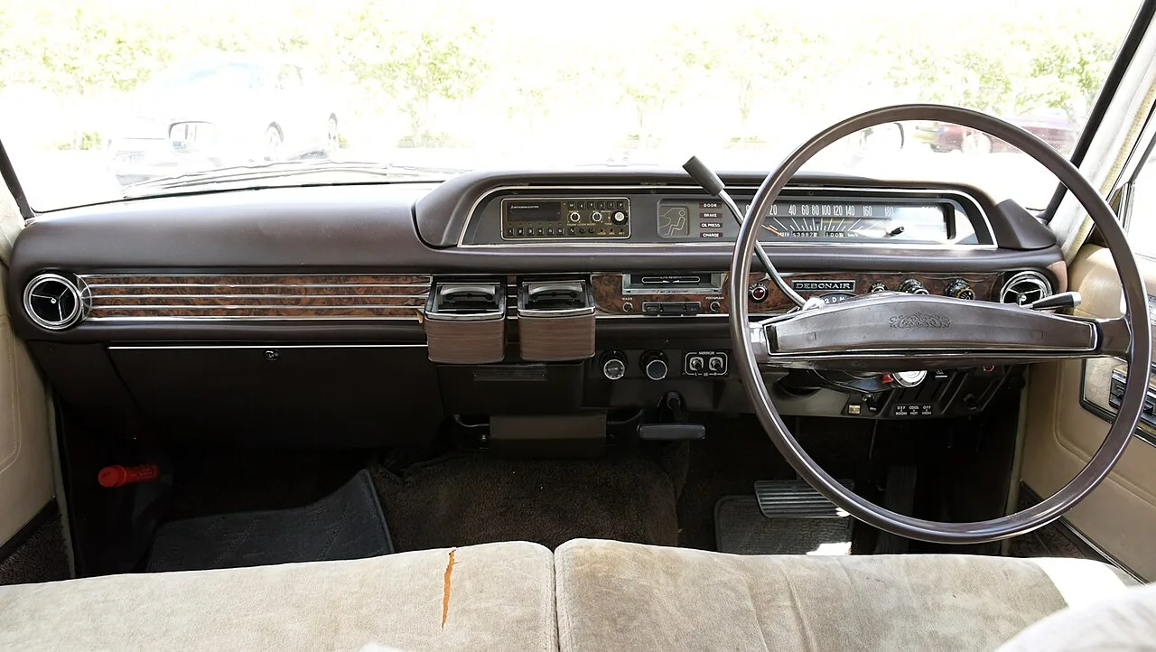 Mitsubishi Debonair S11A / S12A, interior