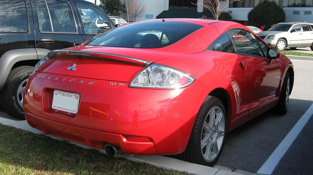 Mitsubishi Eclipse, rear