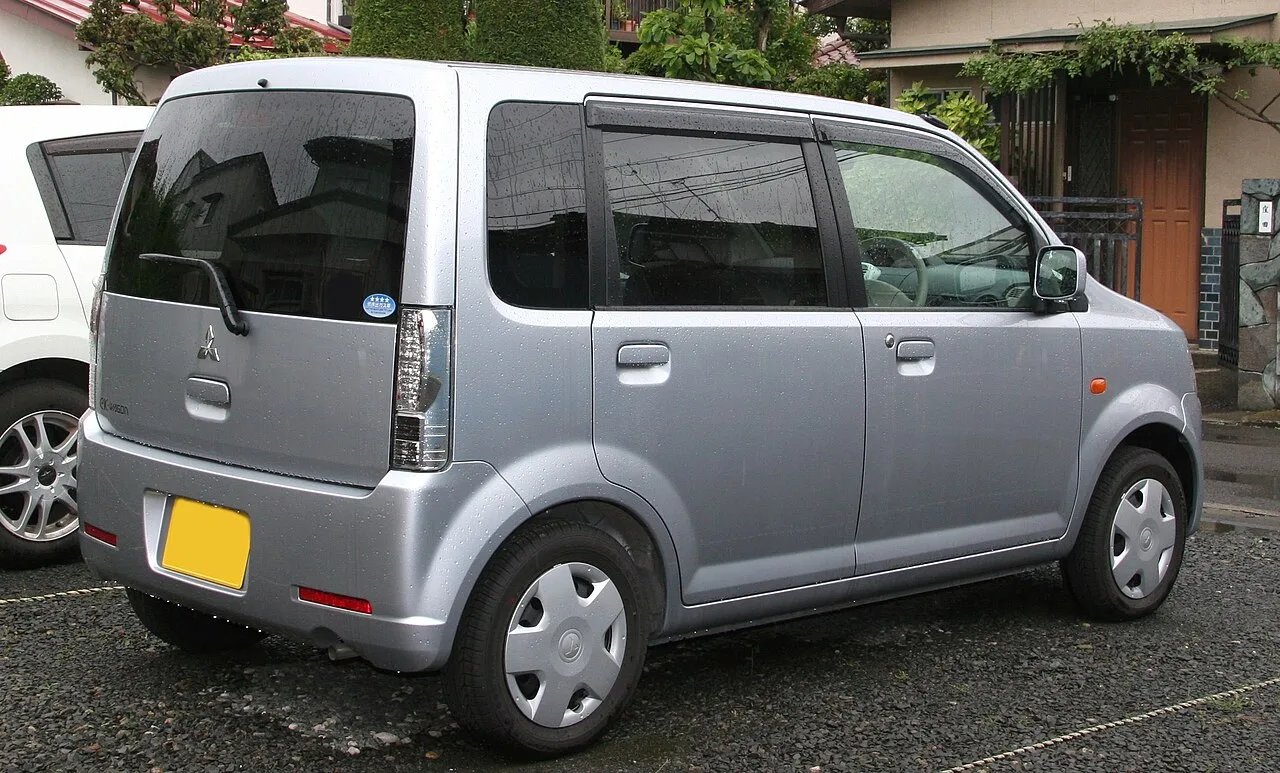 Mitsubishi eK Wagon third generation B11, rear