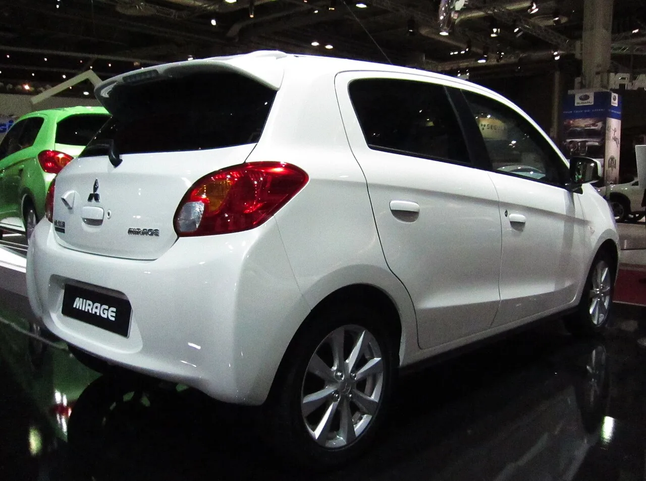 Mitsubishi Mirage, rear