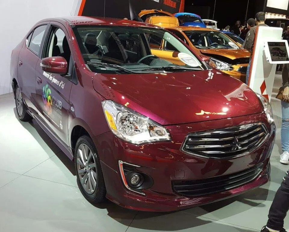 Mitsubishi Mirage, side