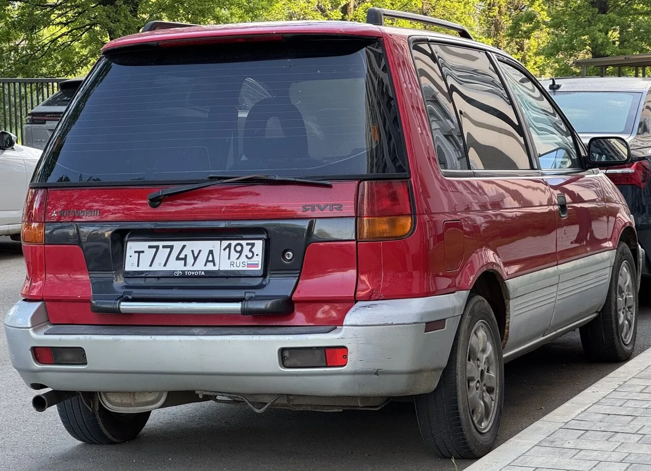 Mitsubishi RVR first generation N10 / N20, rear