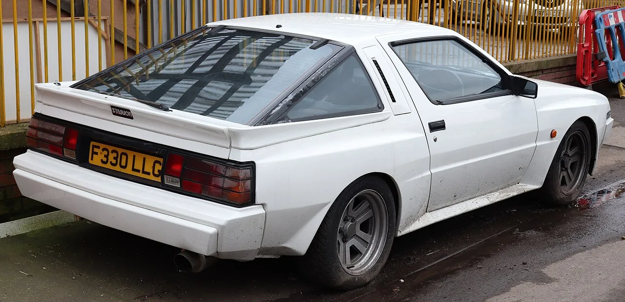 Mitsubishi Starion, rear