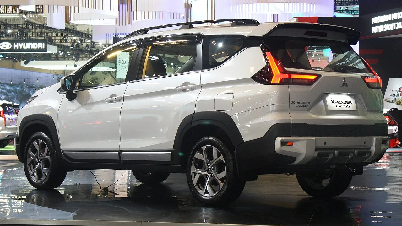 Mitsubishi Xpander, rear