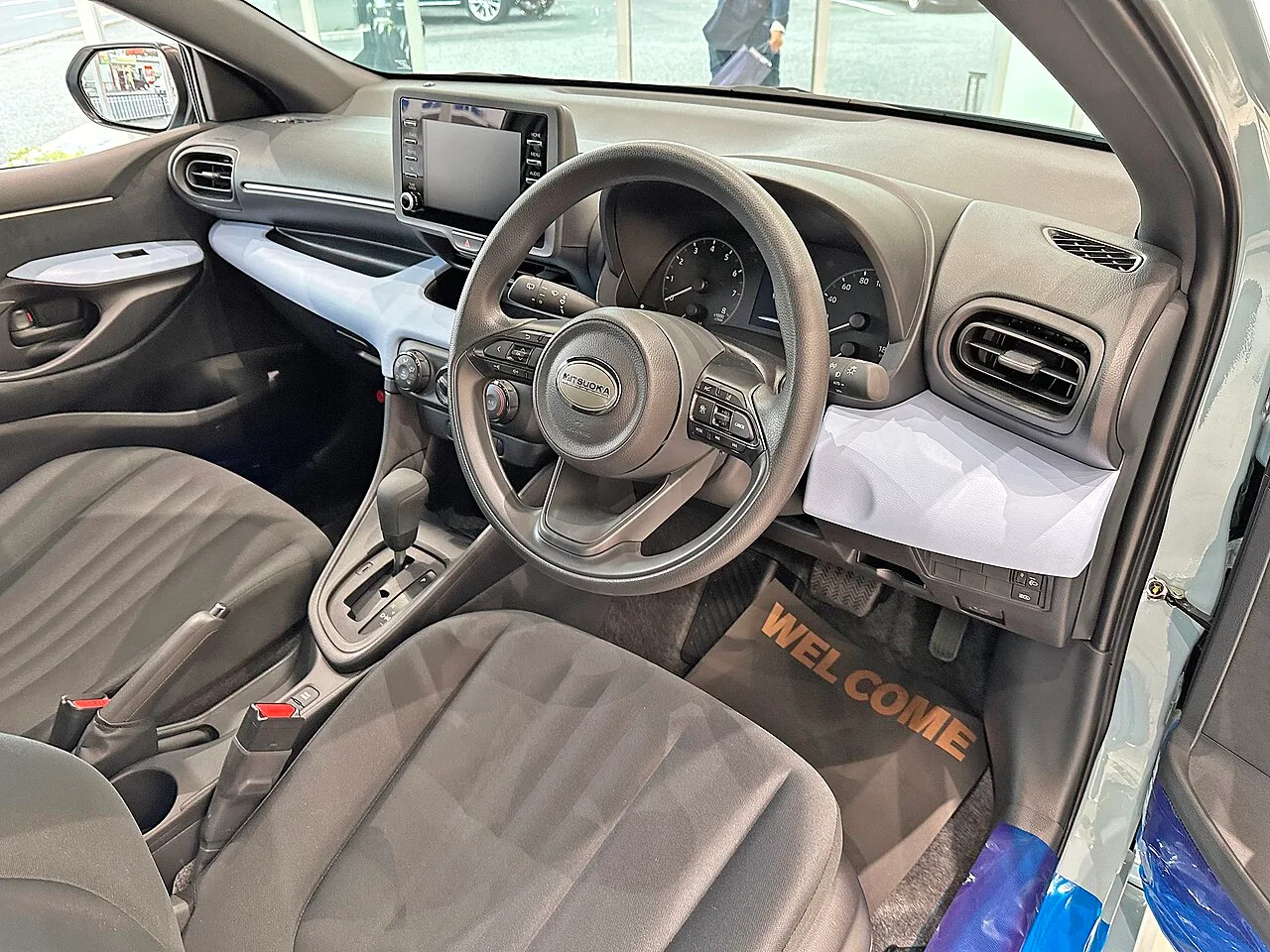 Mitsuoka Viewt K11, interior