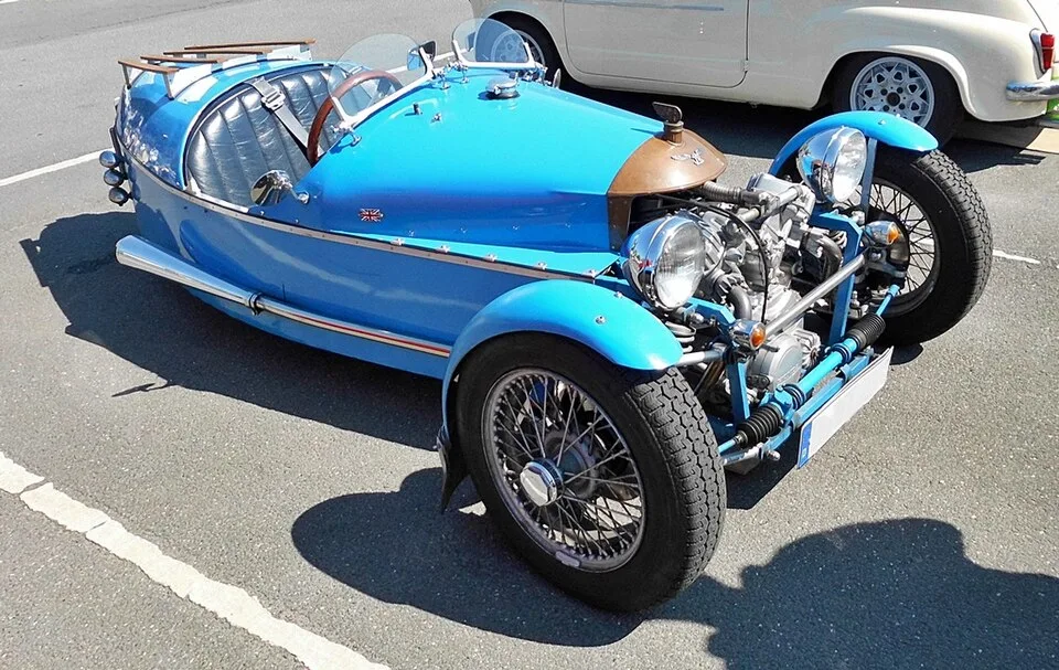 Morgan 3 Wheeler, side