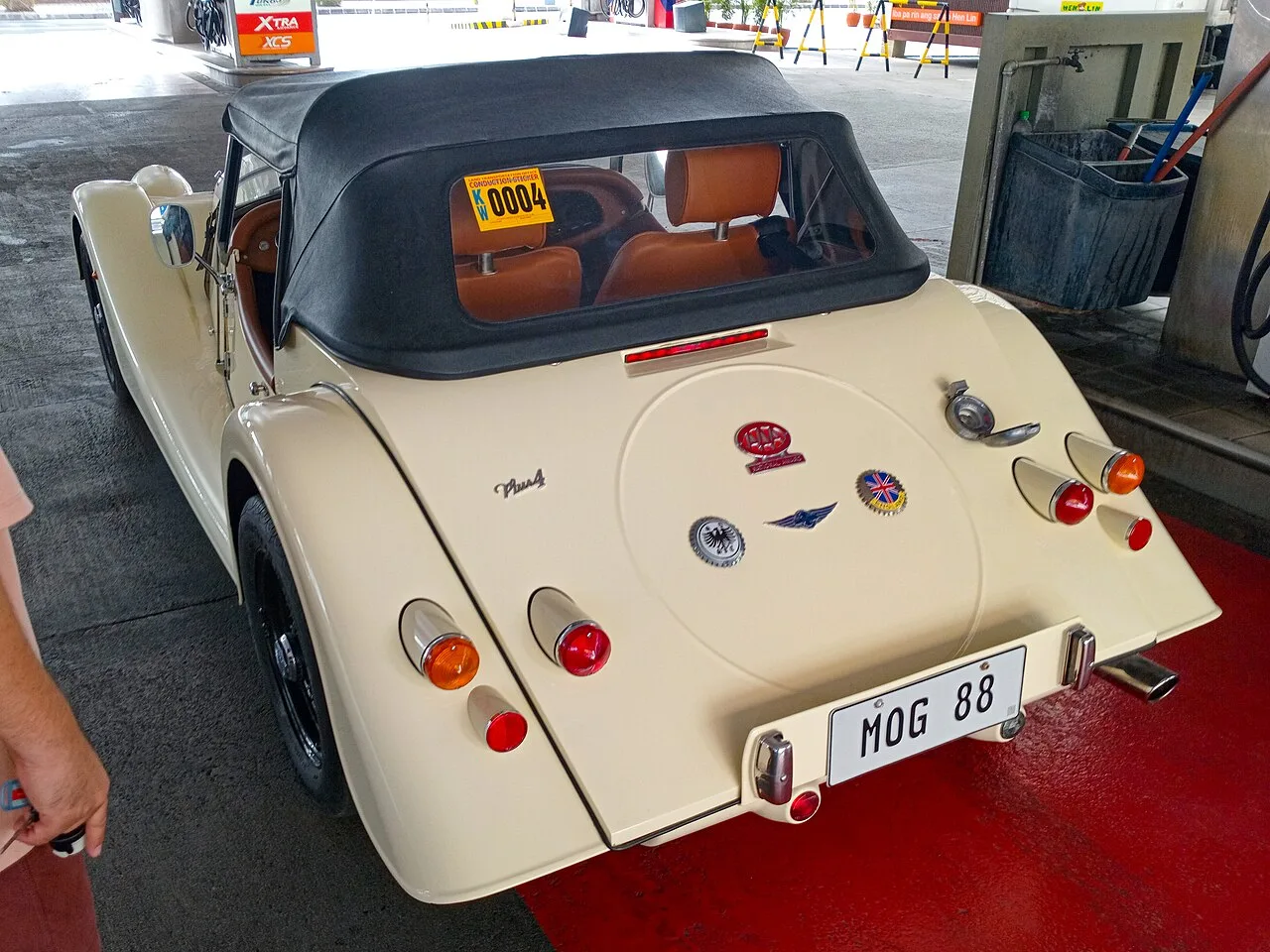 Morgan Plus 4 third series, rear