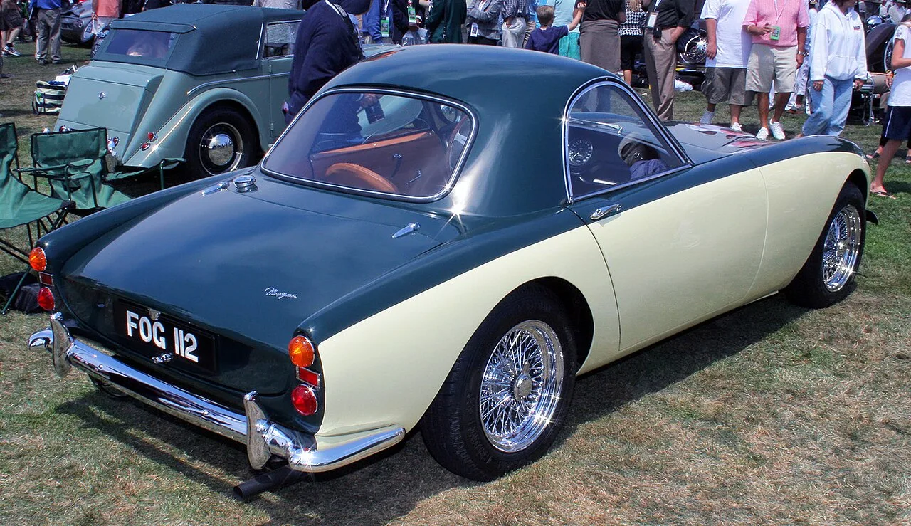 Morgan Plus 4 first series, rear