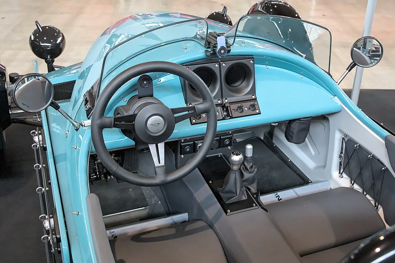 Morgan Super 3, interior